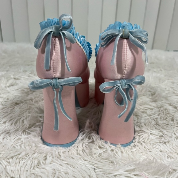 💔SOLD💔 SUGAR THRILLZ Bisou Baby Ruffle Bow Satin Platform Heels  Loafers Pink 6 - Picture 5 of 9